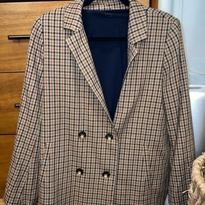 Women’s oversized blazer